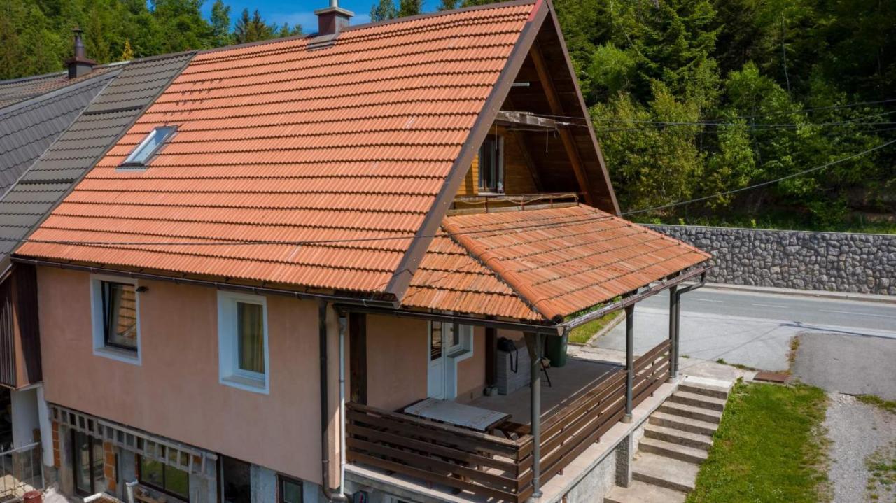 Apartman Rozmari Lokve Exteriör bild